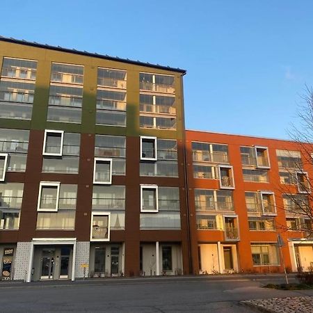 Modern Two Bedroom Apartment Near Helsinki Airport ヴァンター エクステリア 写真