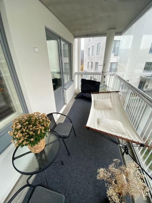 Modern Two Bedroom Apartment Near Helsinki Airport ヴァンター エクステリア 写真