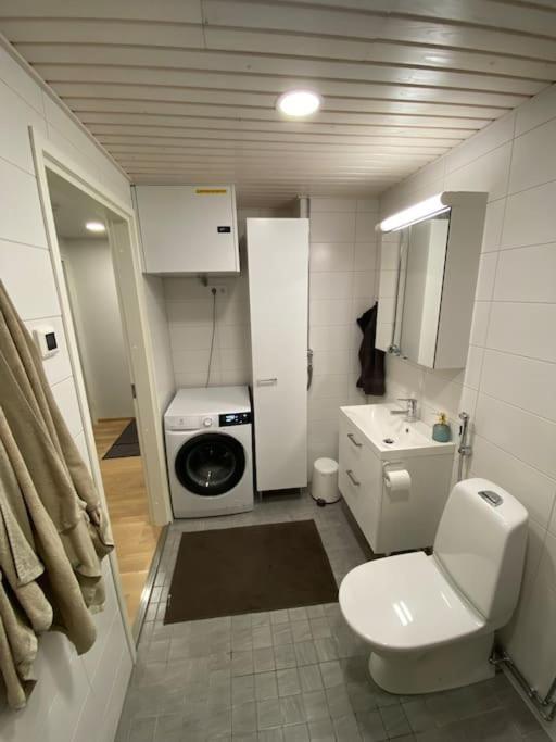 Modern Two Bedroom Apartment Near Helsinki Airport ヴァンター エクステリア 写真