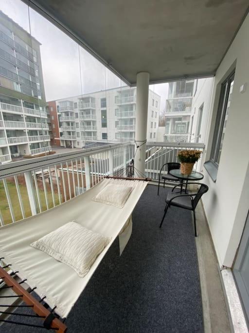 Modern Two Bedroom Apartment Near Helsinki Airport ヴァンター エクステリア 写真