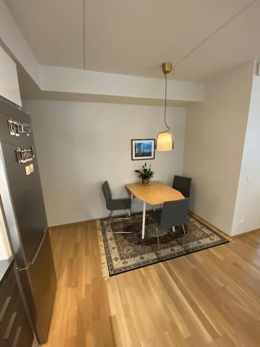 Modern Two Bedroom Apartment Near Helsinki Airport ヴァンター エクステリア 写真